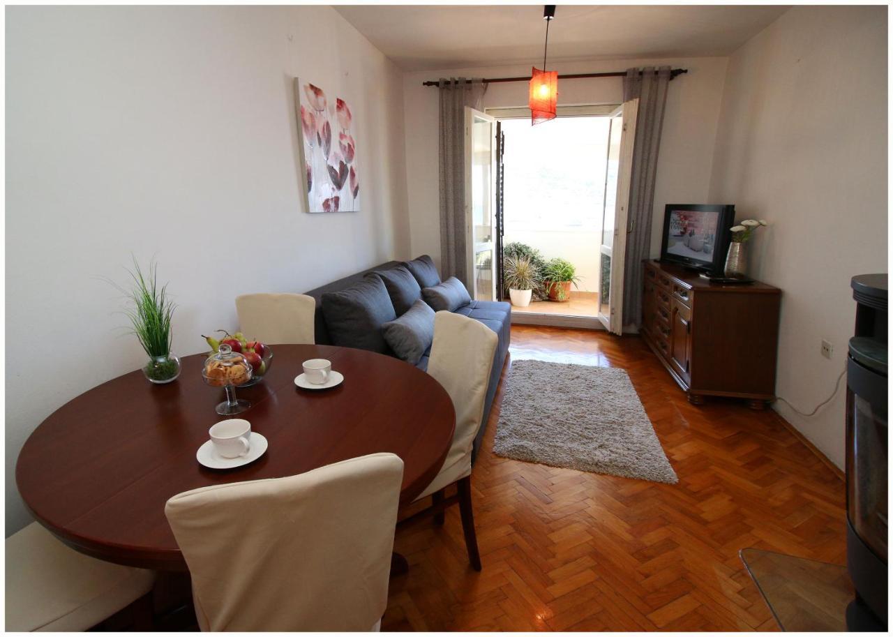 Apartment Slavko Primosten Exterior photo