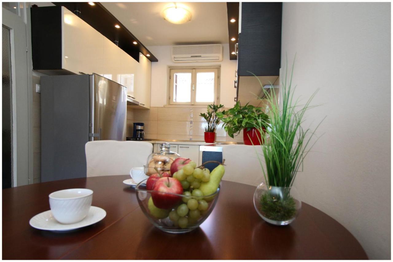 Apartment Slavko Primosten Exterior photo
